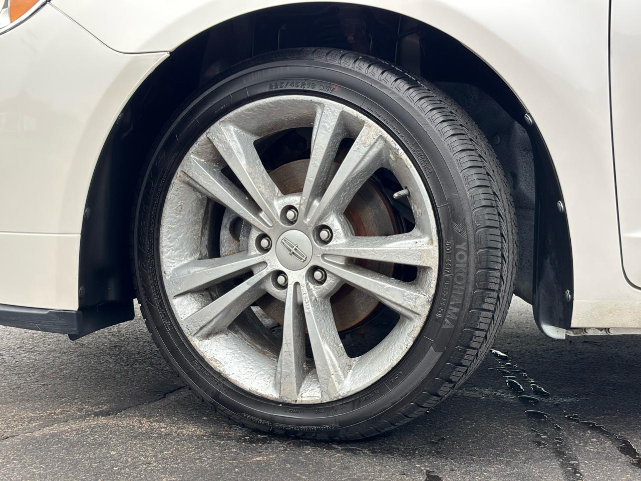 Lincoln MKZ FWD 2010