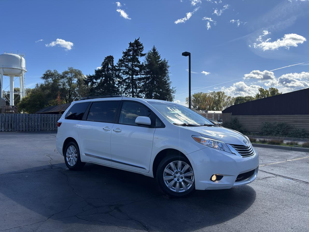 Toyota Sienna photo 11