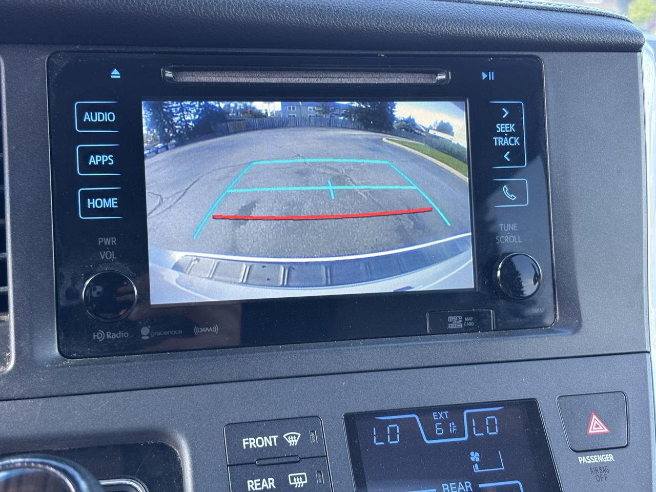 Toyota Sienna photo 26