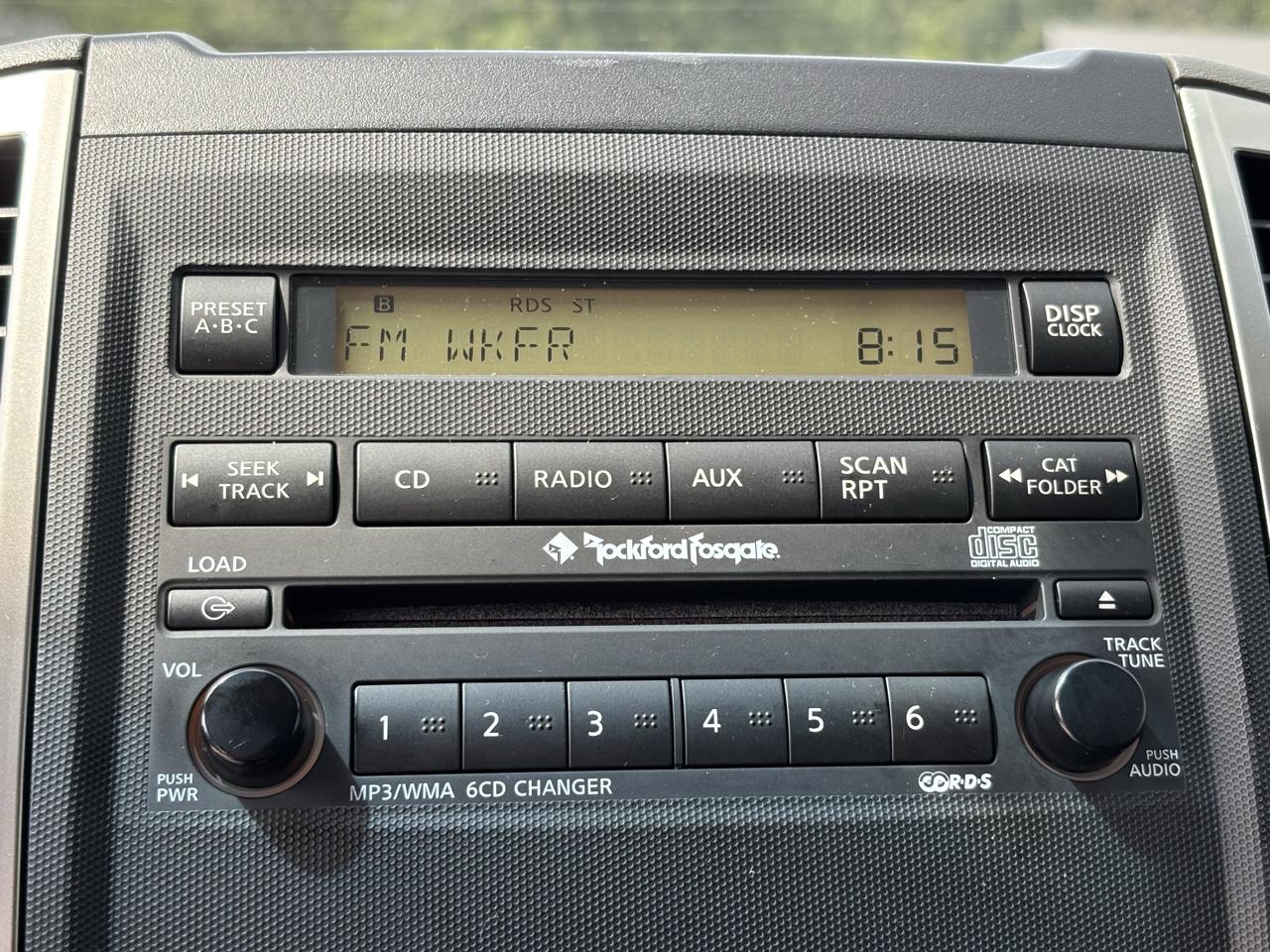 Nissan Frontier SL Crew Cab 4WD 2011