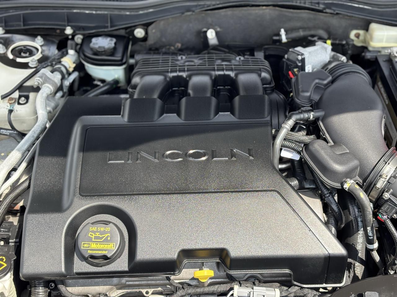 Lincoln MKZ AWD 2010