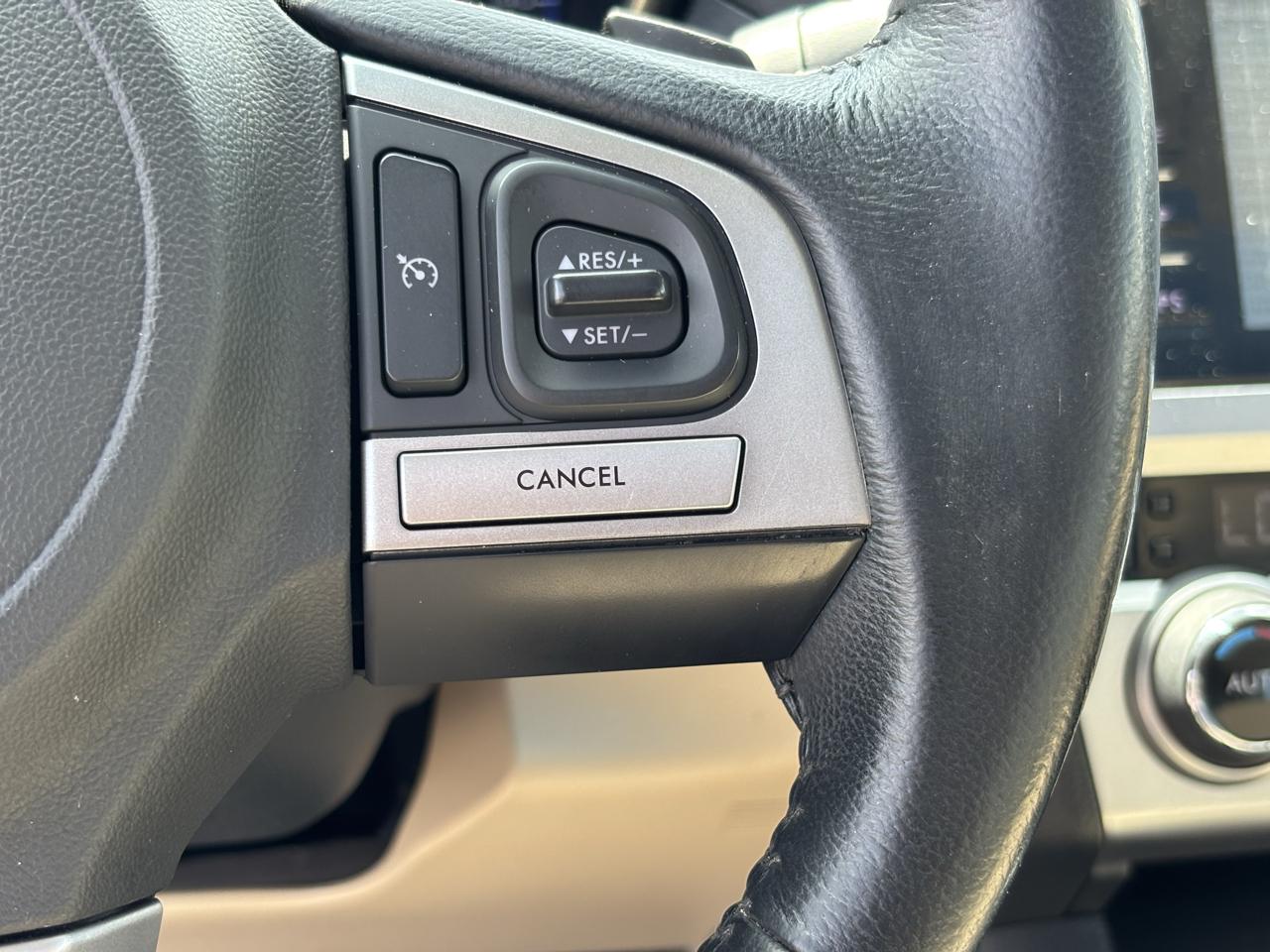 Subaru Legacy 3.6R Limited 2015