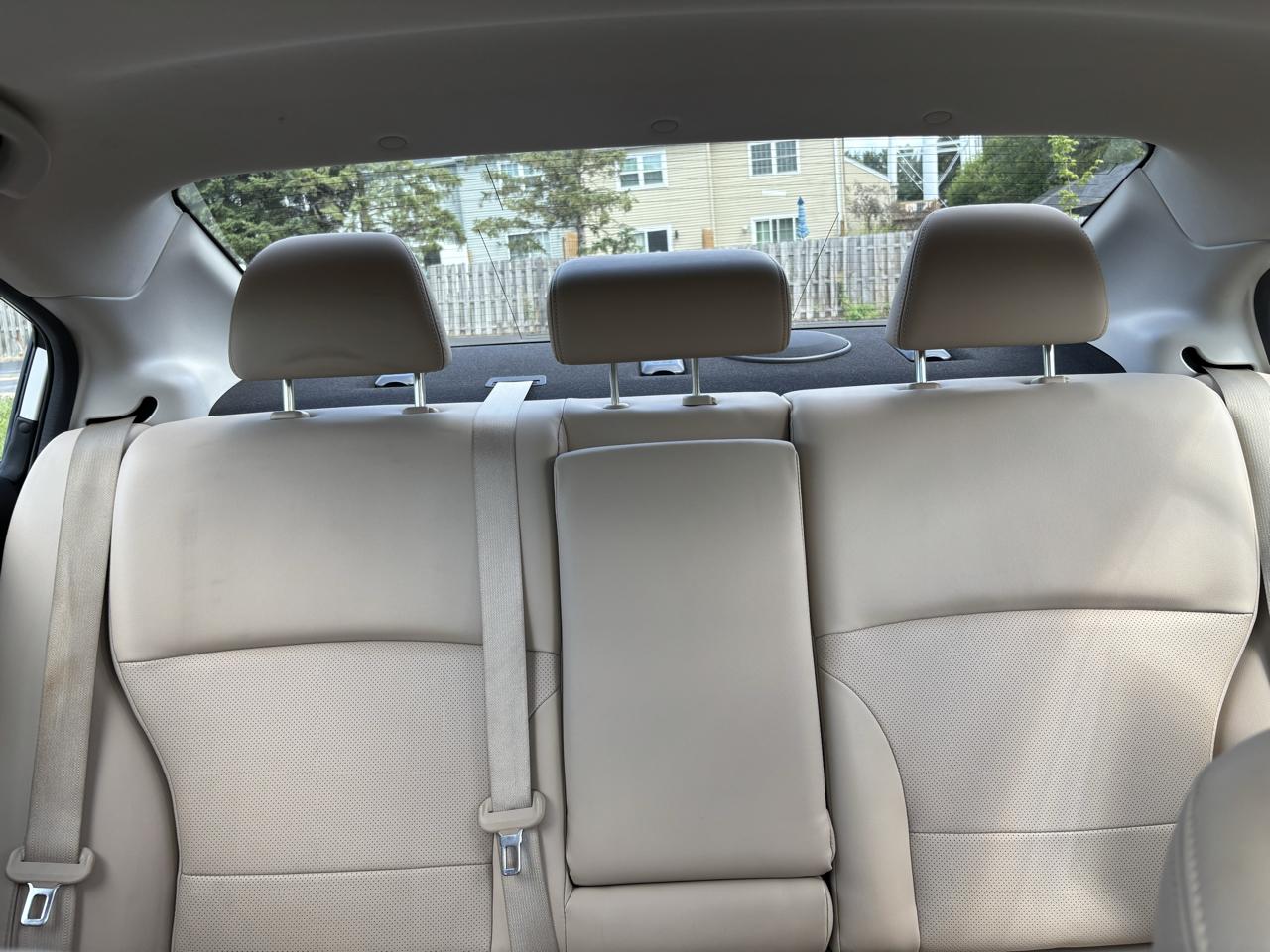 Subaru Legacy 3.6R Limited 2015
