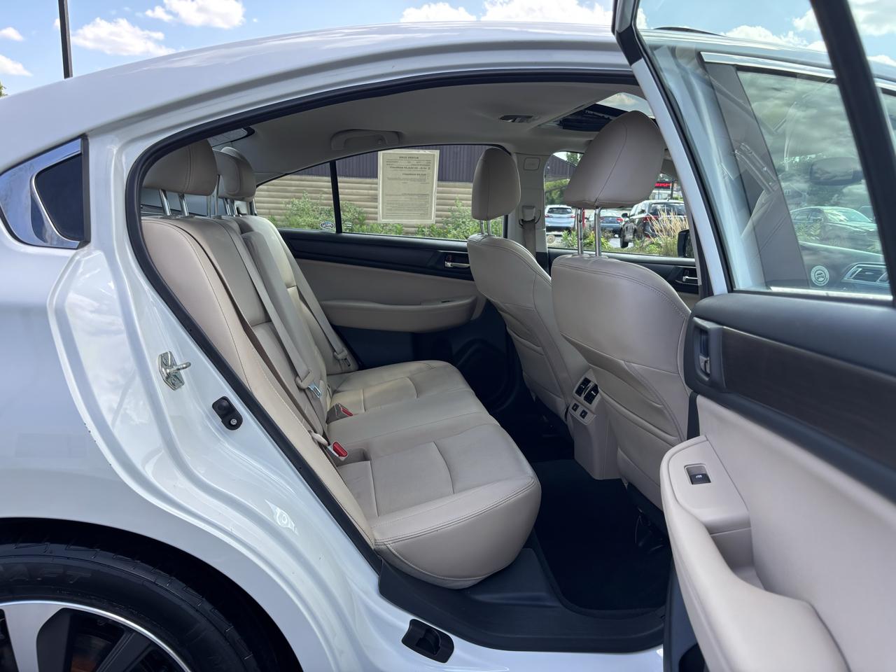 Subaru Legacy 3.6R Limited 2015