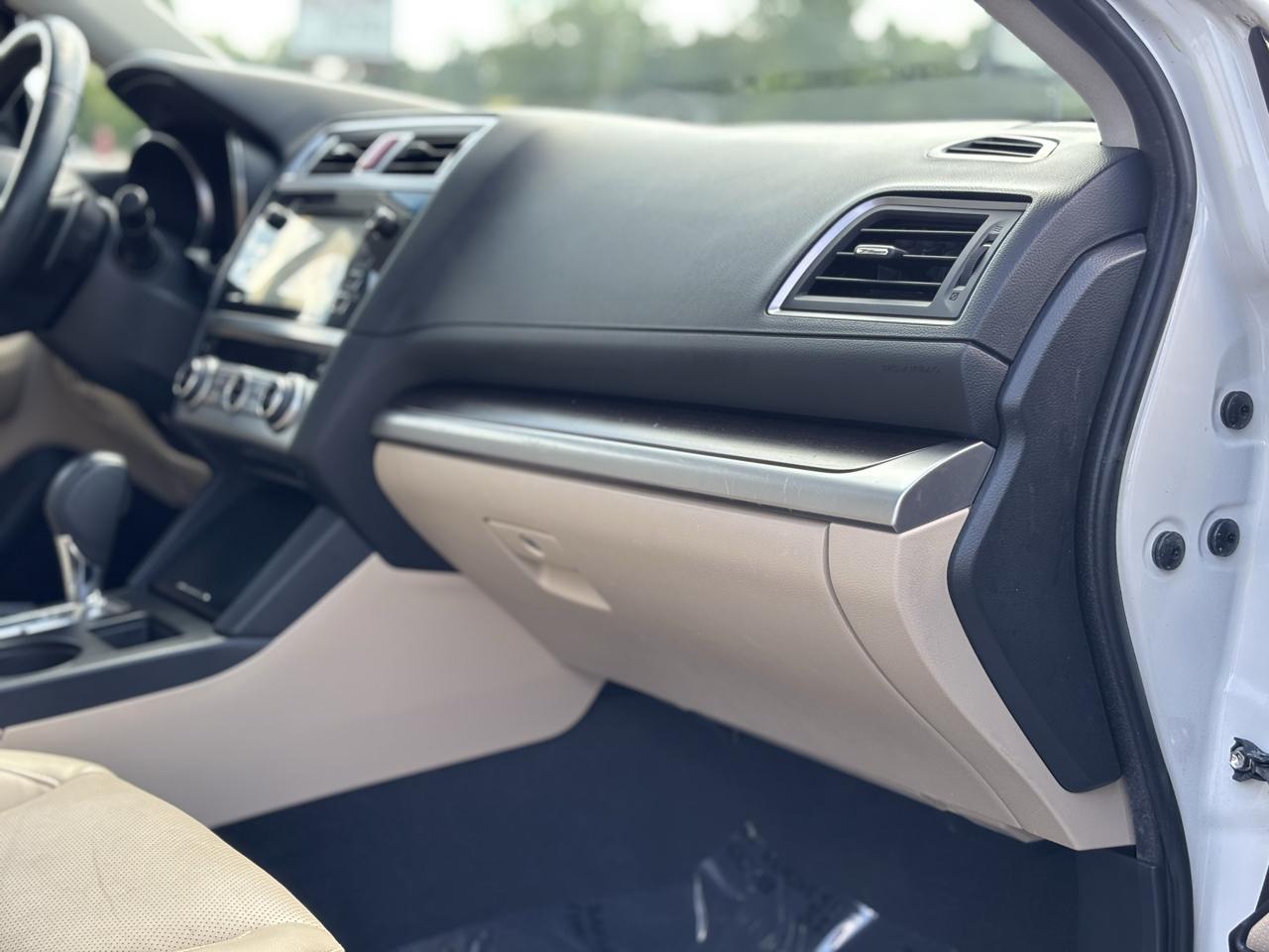Subaru Legacy 3.6R Limited 2015