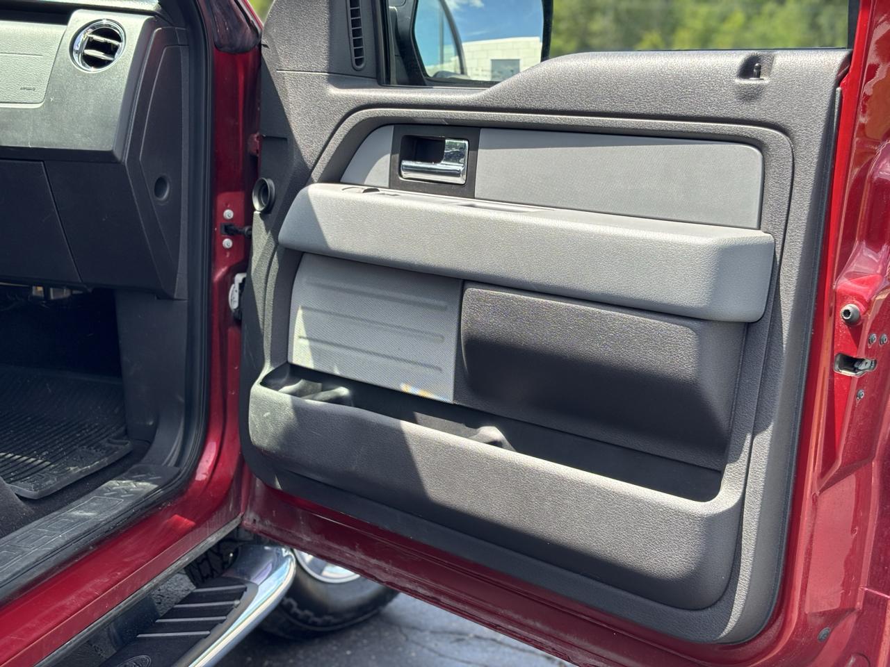 Ford F-150 XLT SuperCrew 5.5-ft. Bed 4WD 2014
