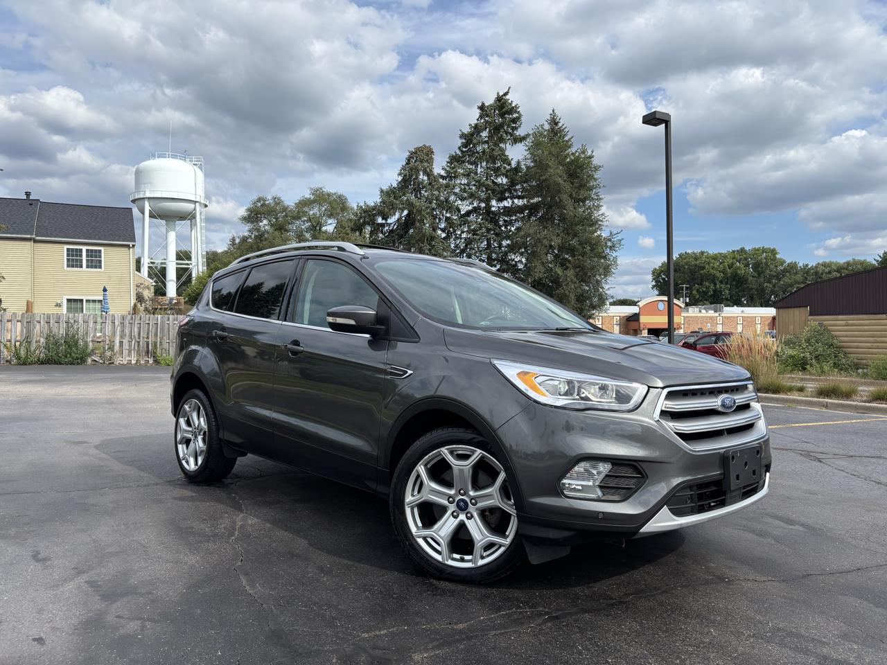 Ford Escape Titanium 4WD 2017