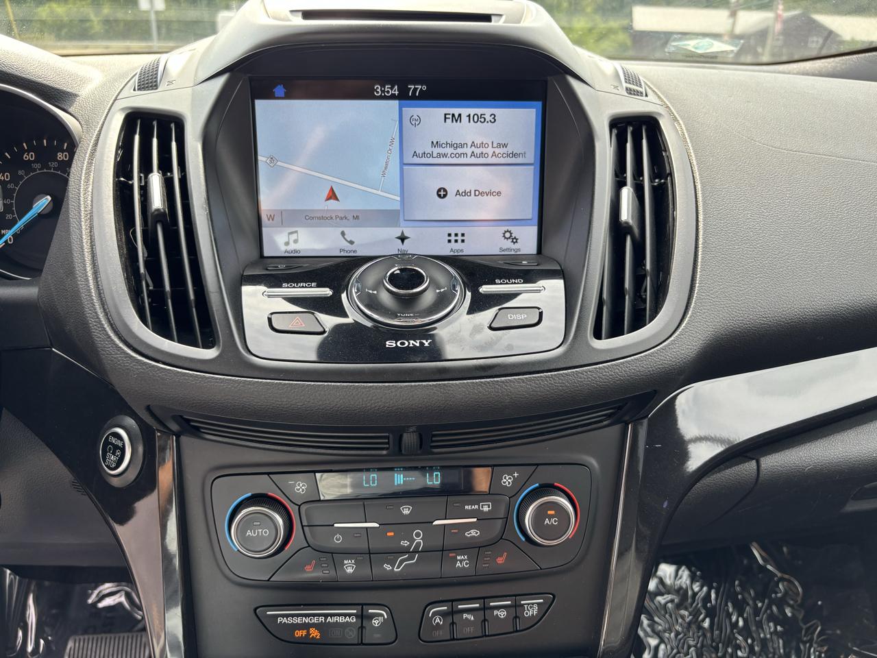 Ford Escape Titanium 4WD 2017