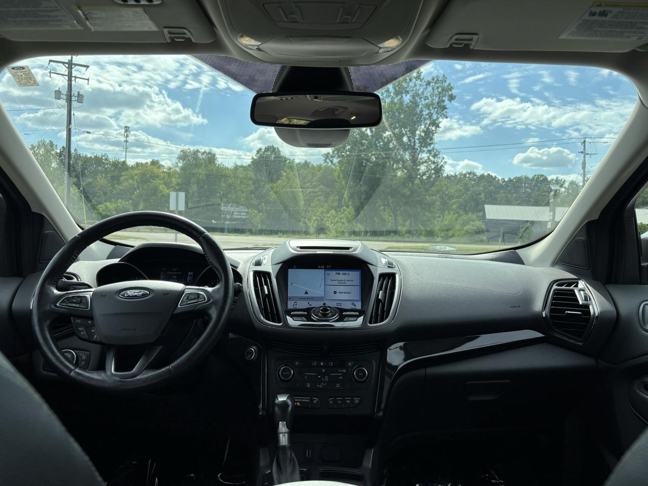 Ford Escape Titanium 4WD 2017