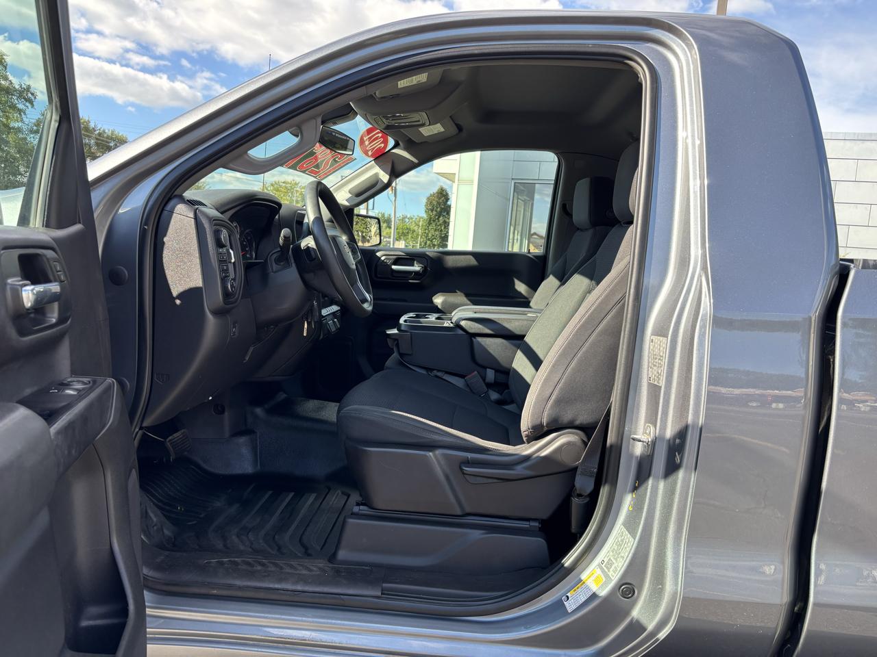 Chevrolet Silverado 1500 4WD Reg Cab 140" Work Truck 2021