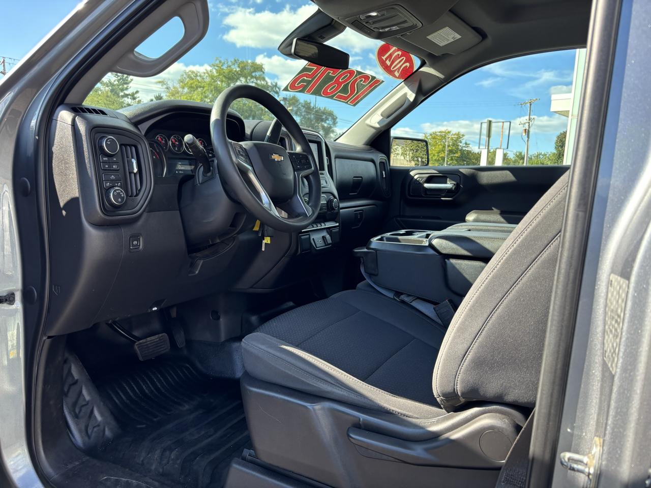 Chevrolet Silverado 1500 4WD Reg Cab 140" Work Truck 2021