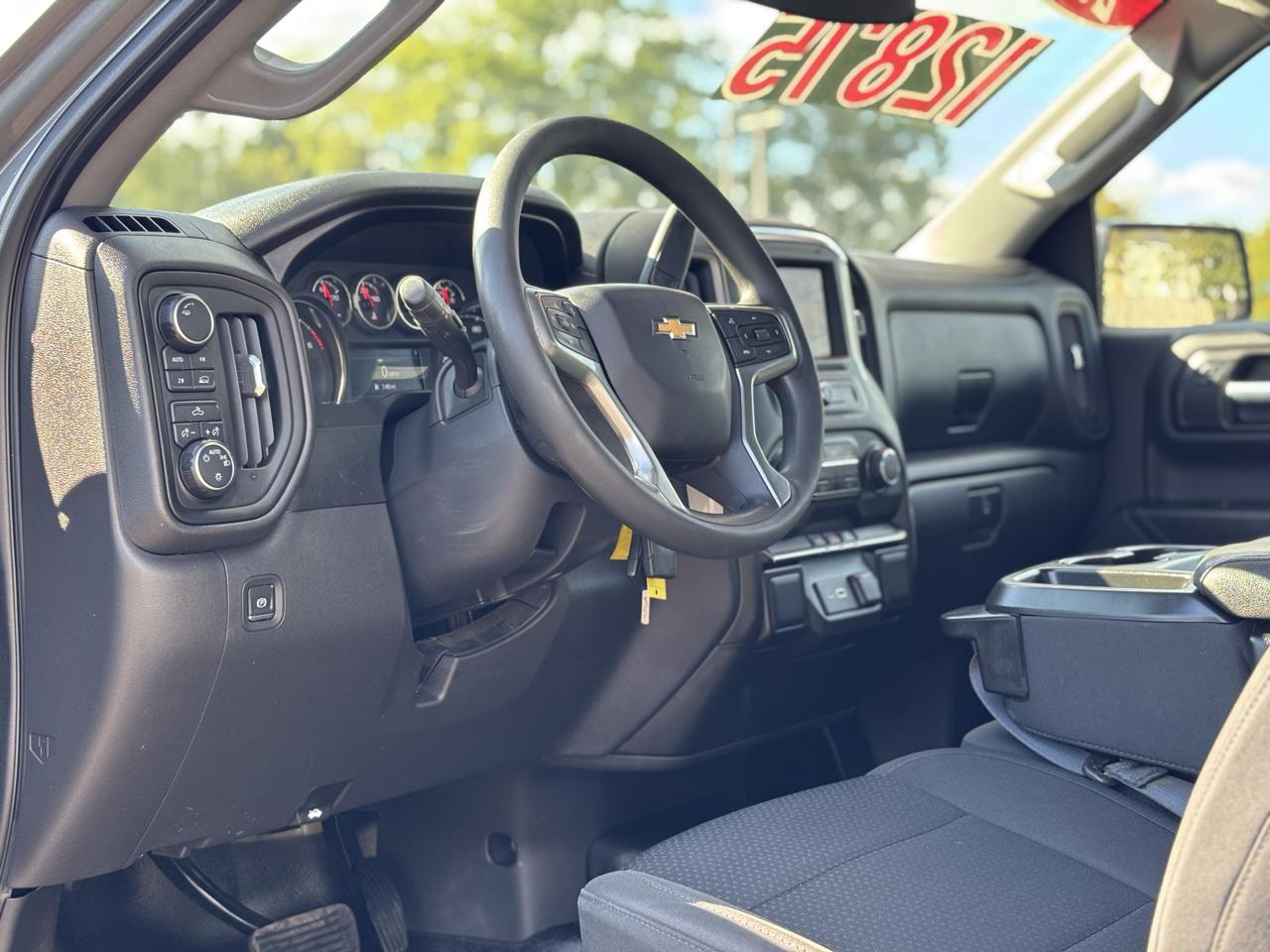 Chevrolet Silverado 1500 4WD Reg Cab 140" Work Truck 2021