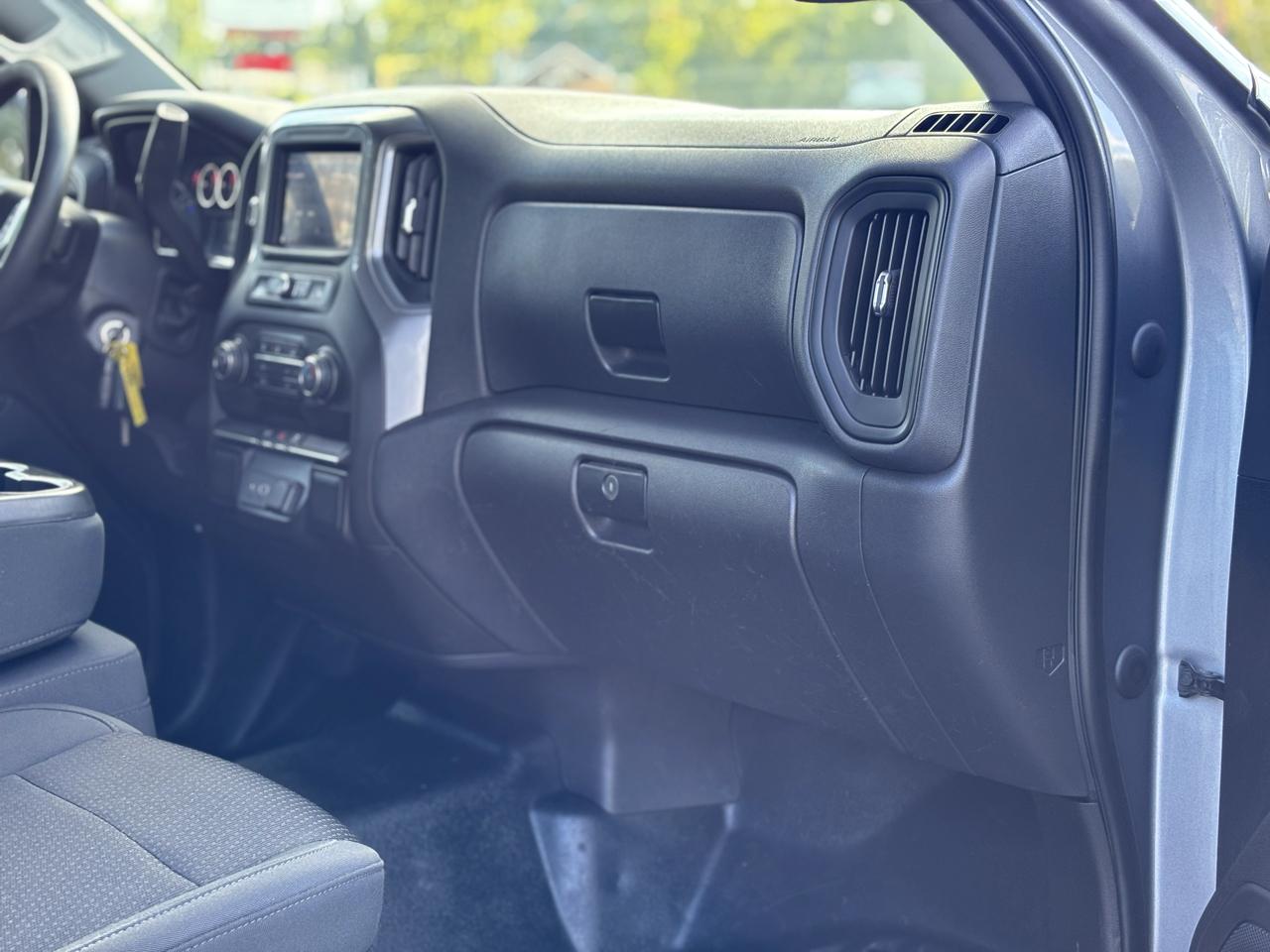 Chevrolet Silverado 1500 4WD Reg Cab 140" Work Truck 2021