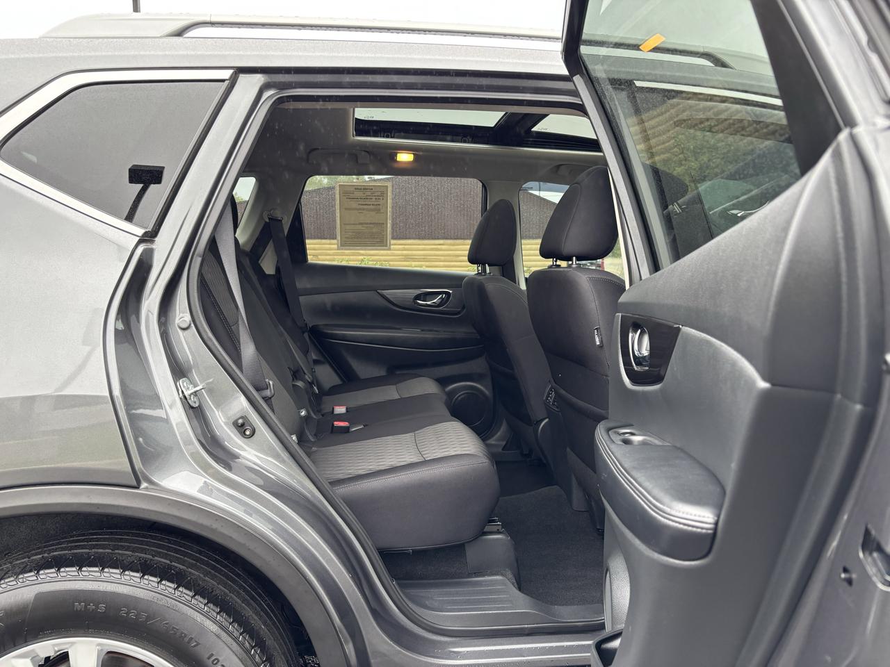 Nissan Rogue AWD SV 2018