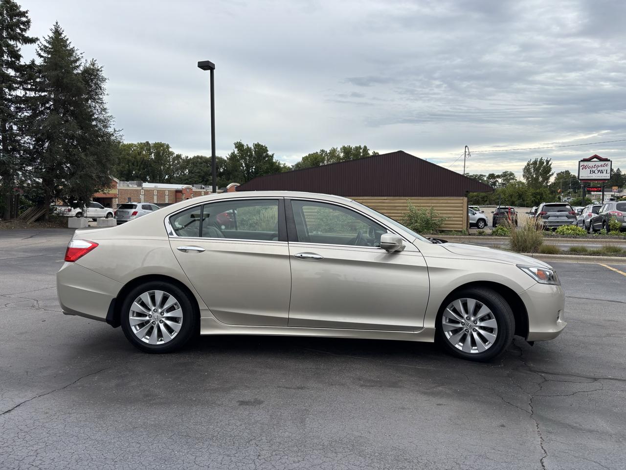 Honda Accord Sdn 4dr I4 CVT EX-L 2013