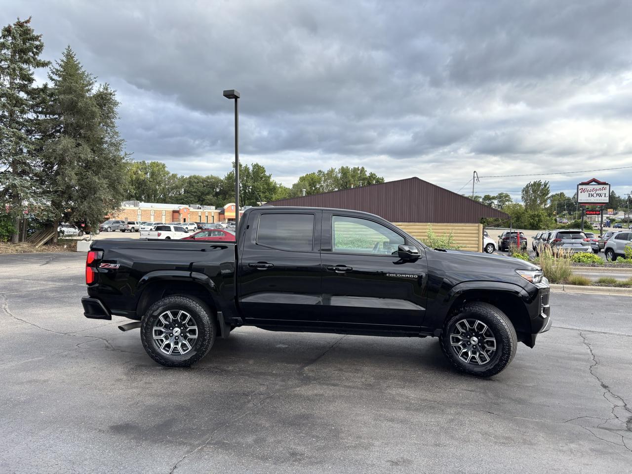 Chevrolet Colorado 4WD Crew Cab Z71 2023