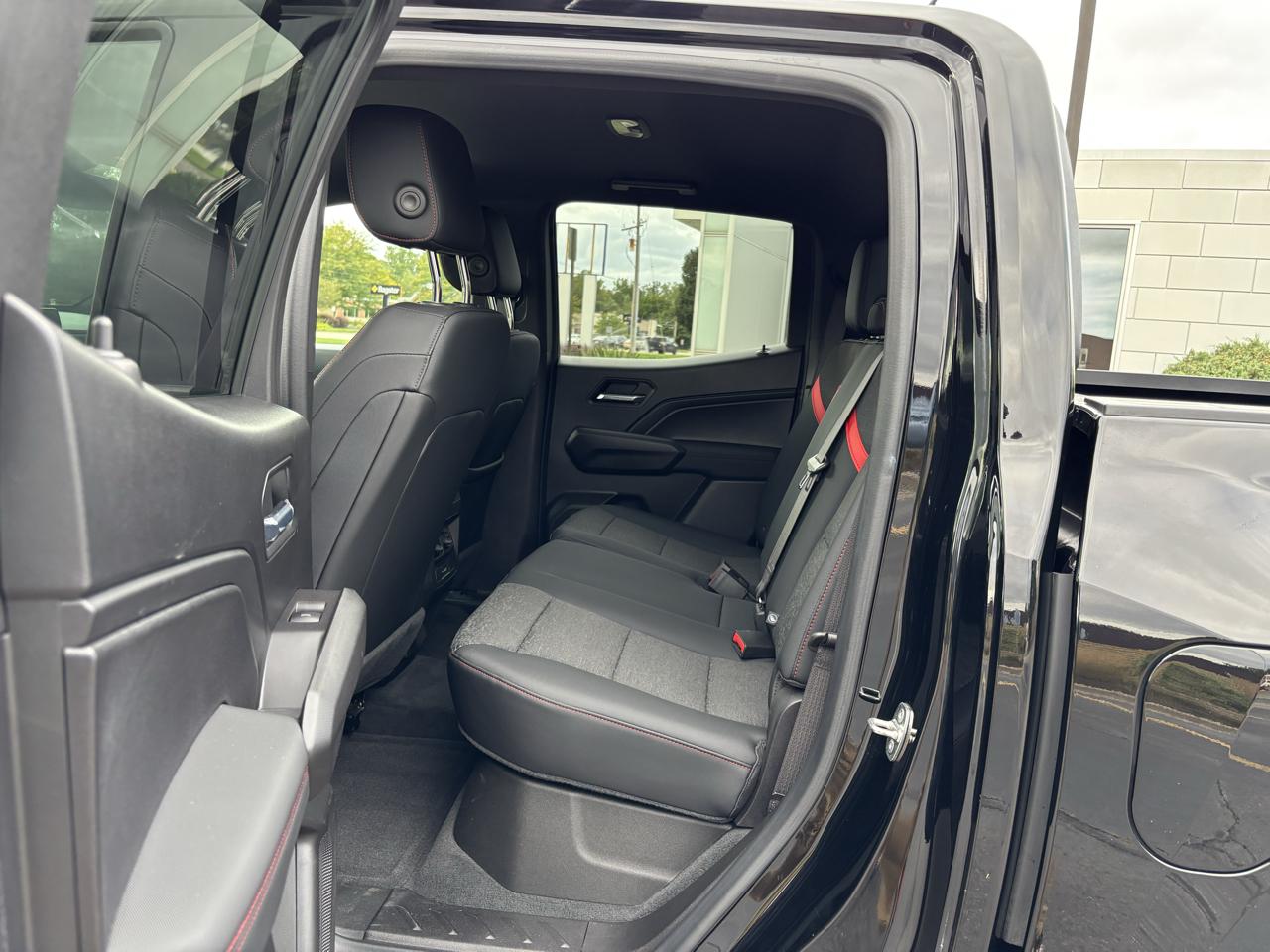 Chevrolet Colorado 4WD Crew Cab Z71 2023