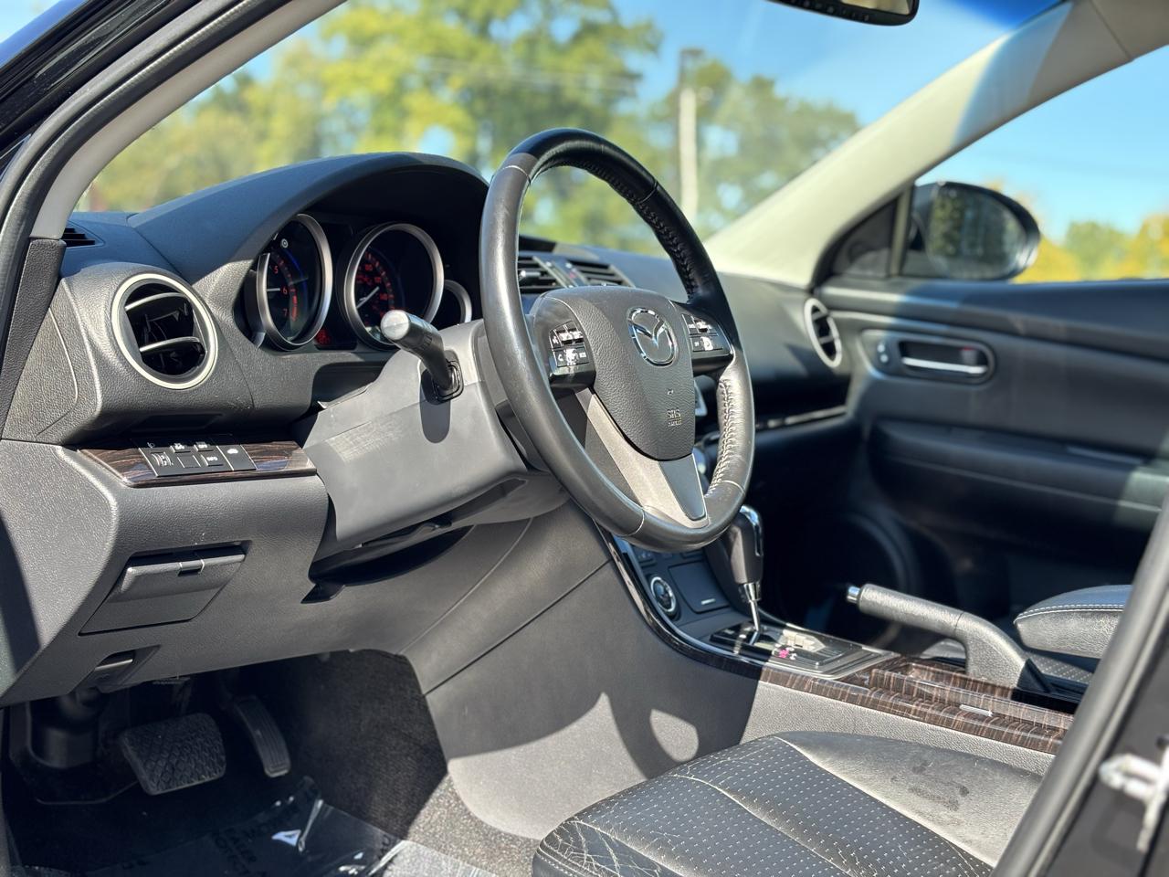 Mazda MAZDA6 4dr Sdn Auto i Grand Touring 2012