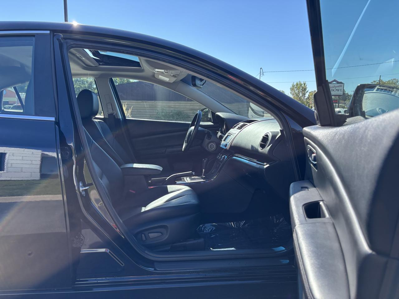 Mazda MAZDA6 4dr Sdn Auto i Grand Touring 2012