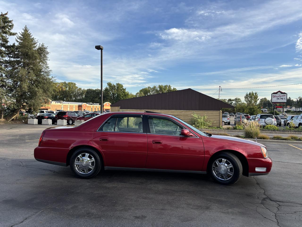 Cadillac DeVille 4dr Sdn 2003