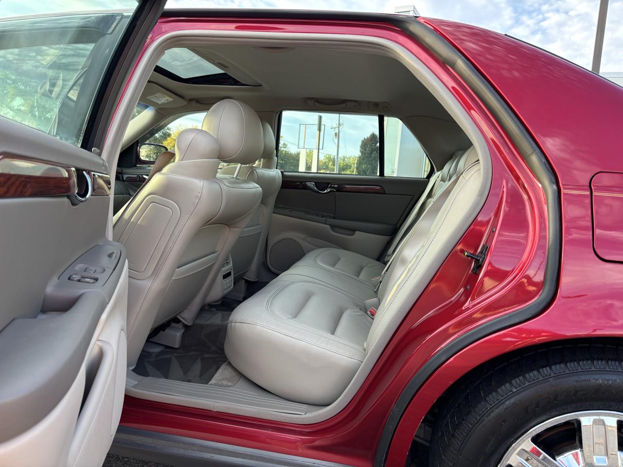 Cadillac DeVille 4dr Sdn 2003
