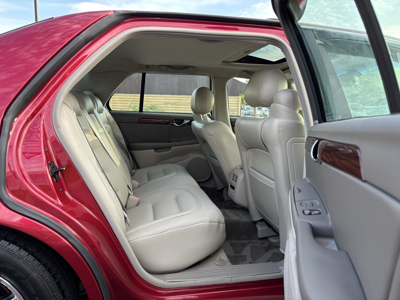 Cadillac DeVille 4dr Sdn 2003