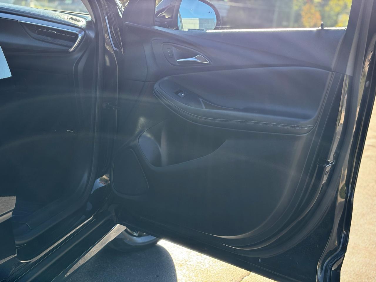 Buick Encore GX FWD 4dr Sport Touring 2024