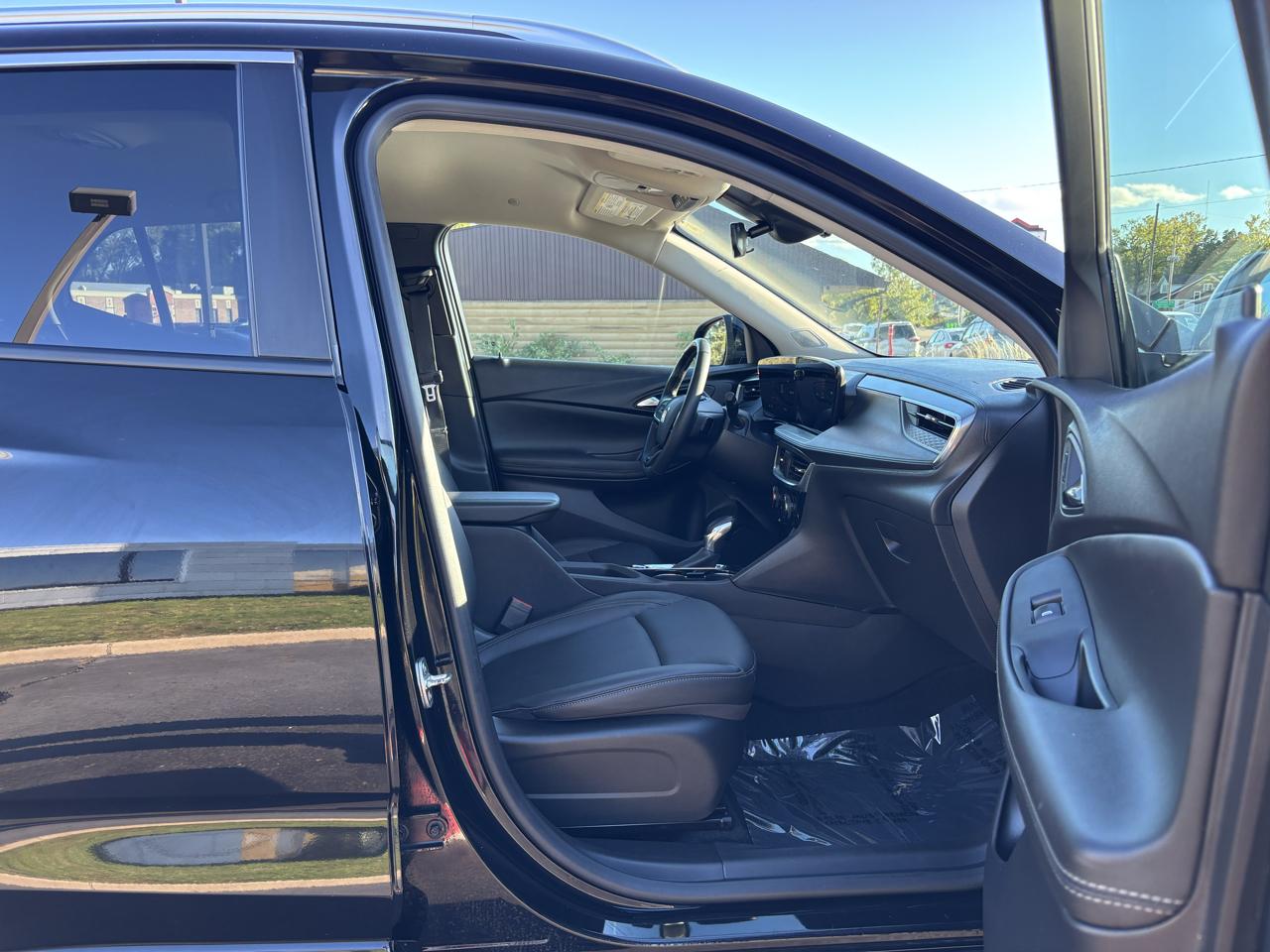 Buick Encore GX FWD 4dr Sport Touring 2024