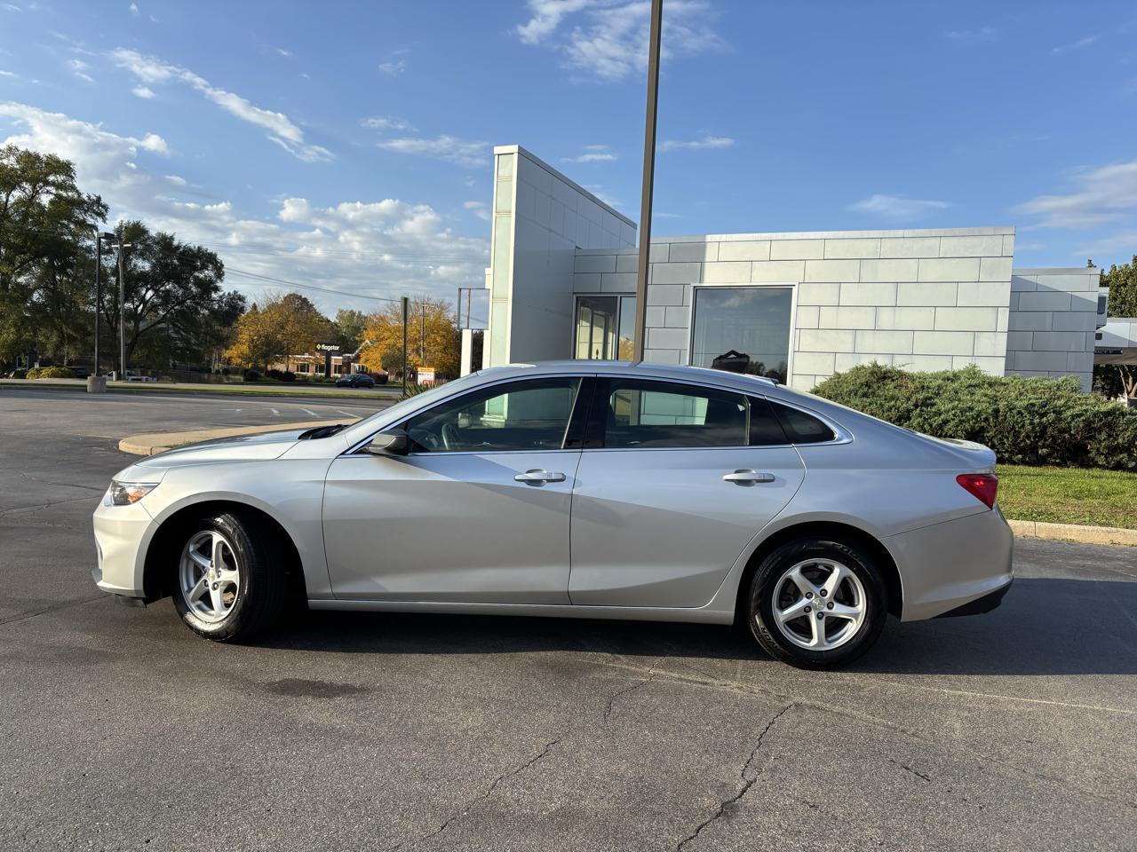 Chevrolet Malibu 4dr Sdn LS w/1FL 2018