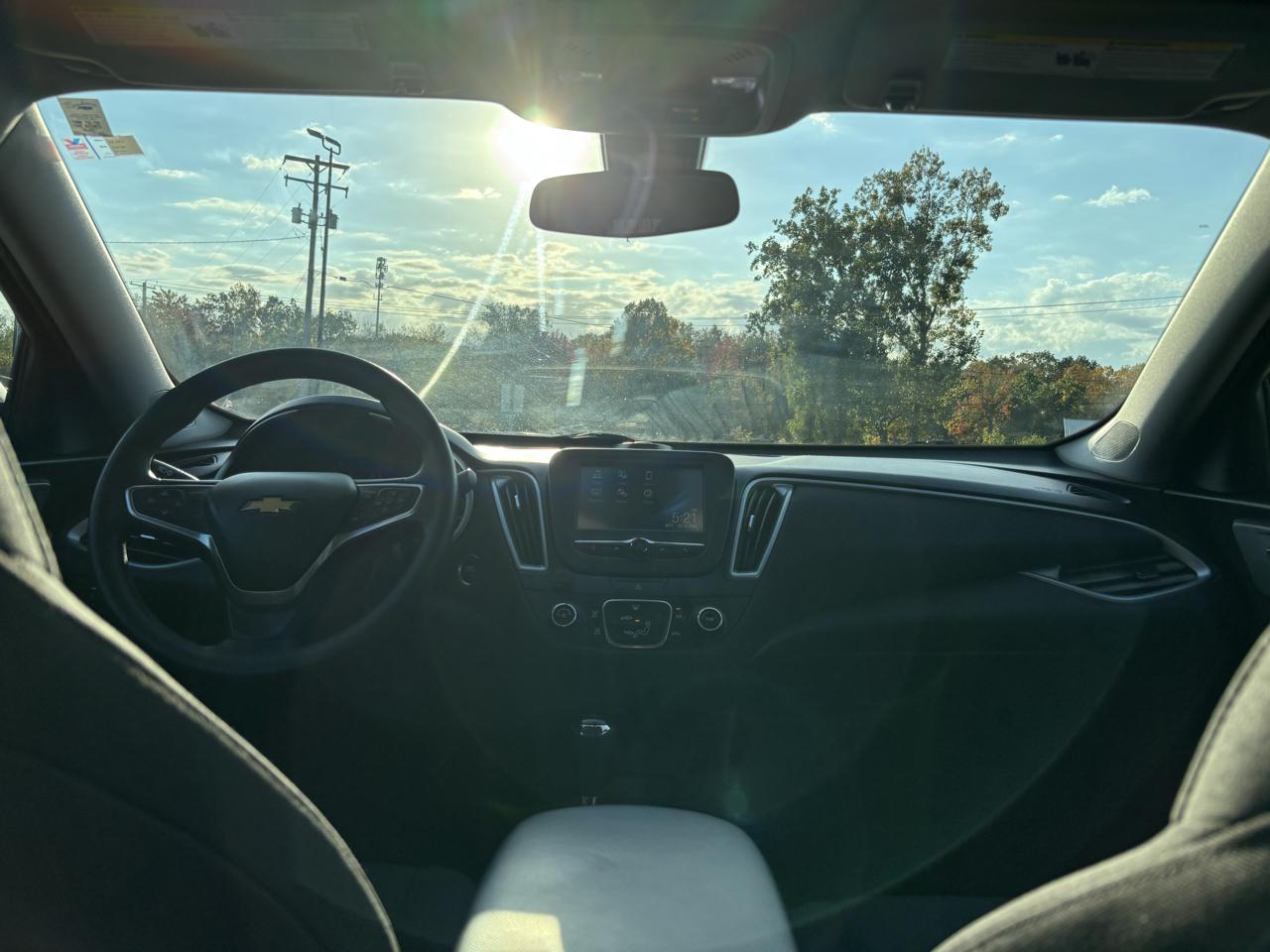 Chevrolet Malibu 4dr Sdn LS w/1FL 2018