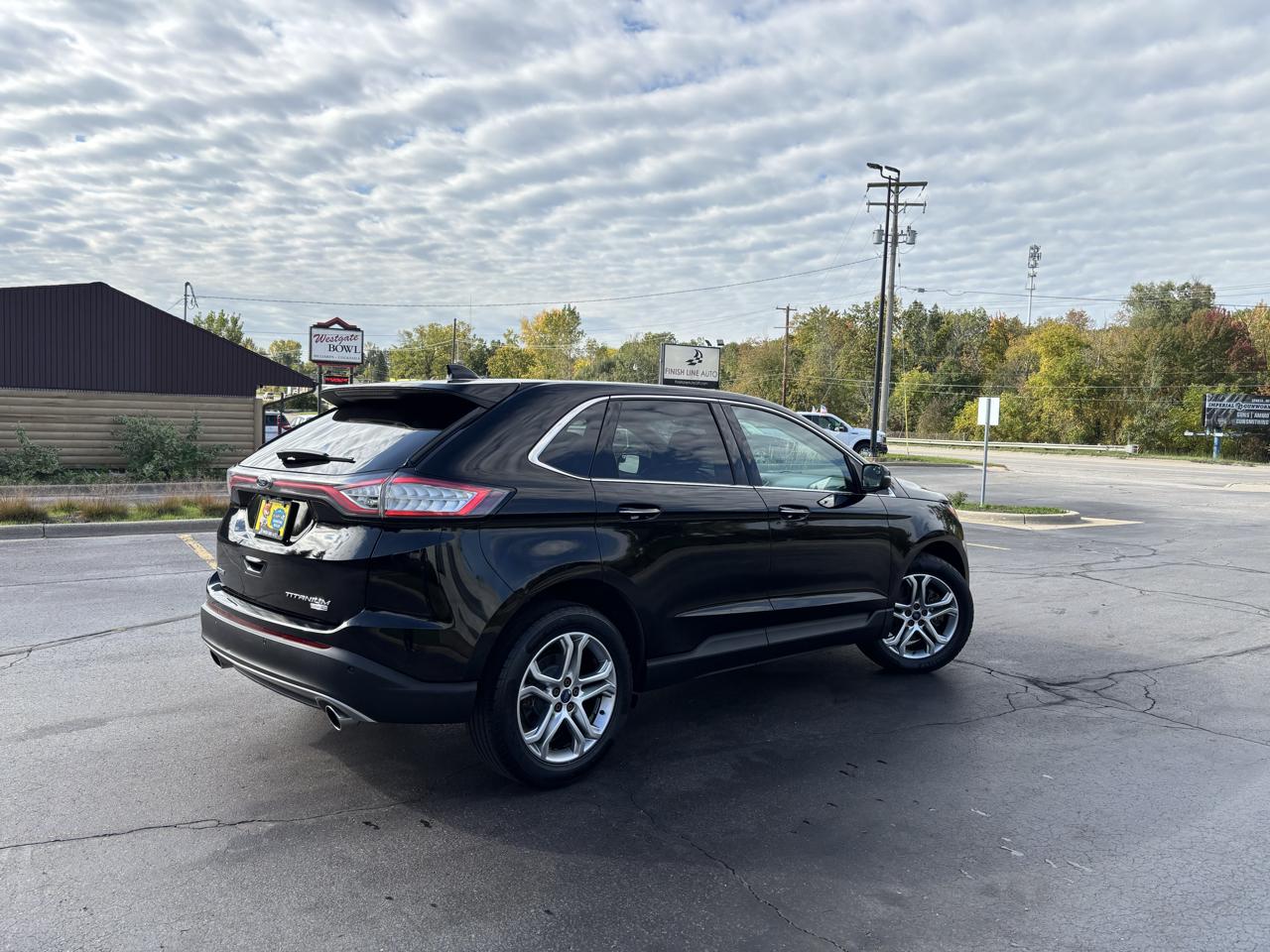 Ford Edge photo 9