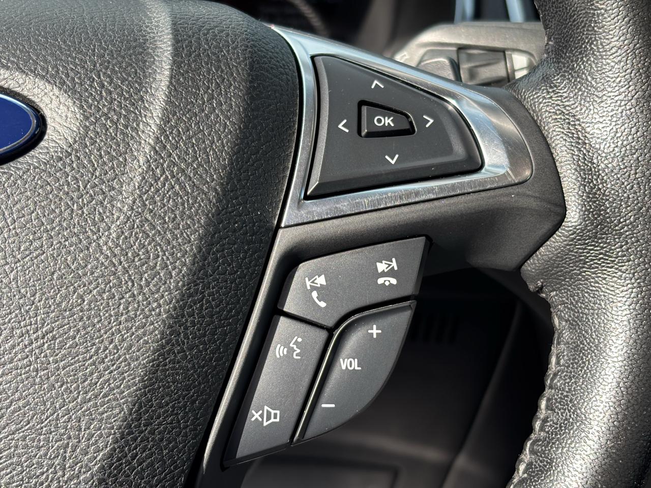 Ford Edge photo 21