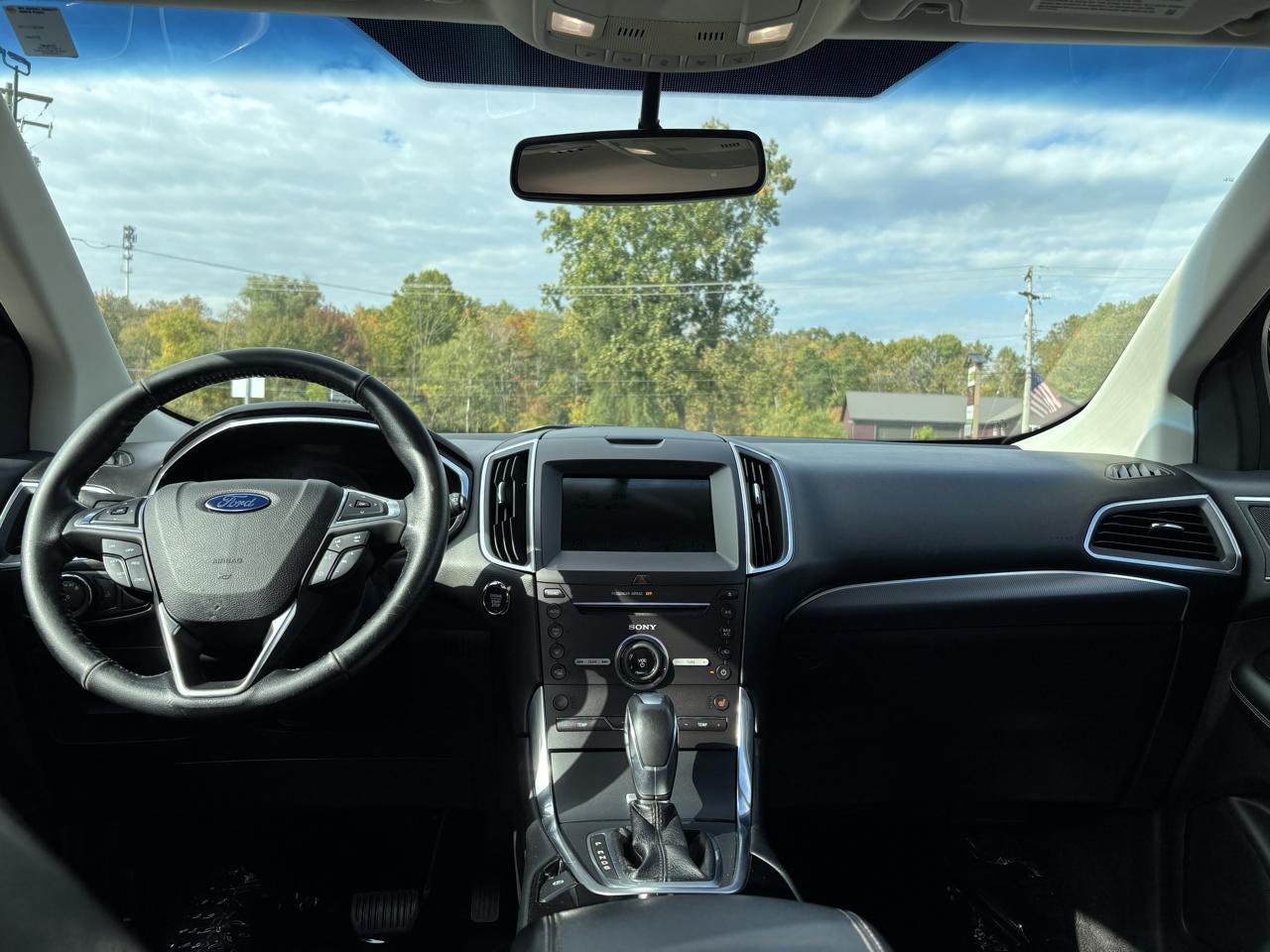 Ford Edge photo 36
