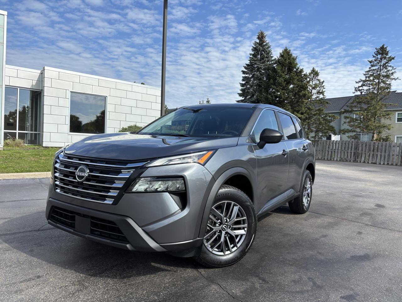 Nissan Rogue photo 3