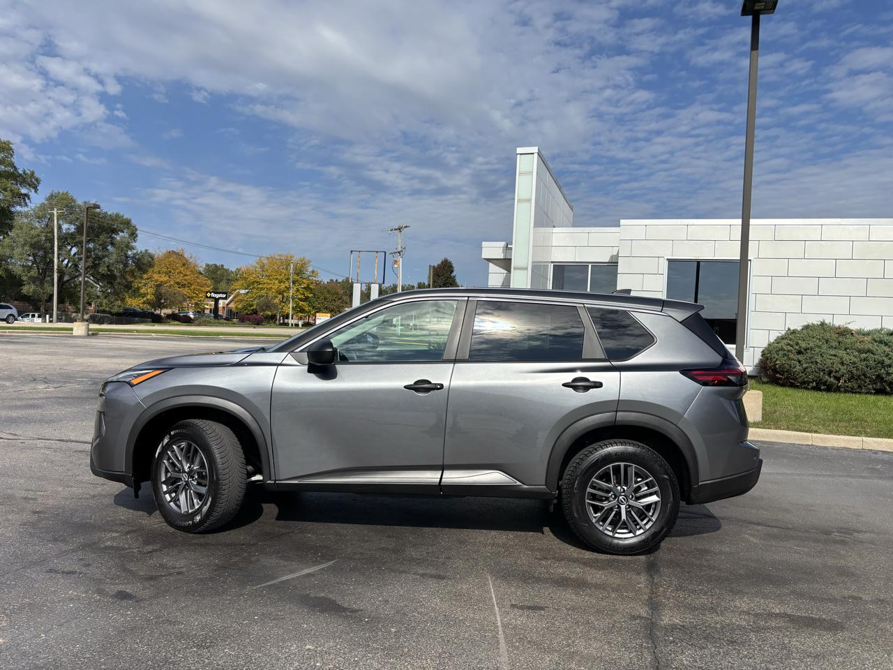 Nissan Rogue photo 4