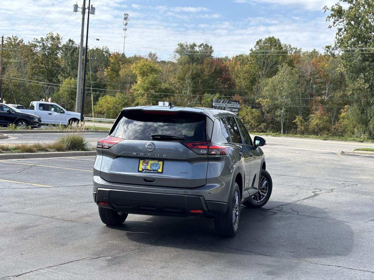 Nissan Rogue photo 8