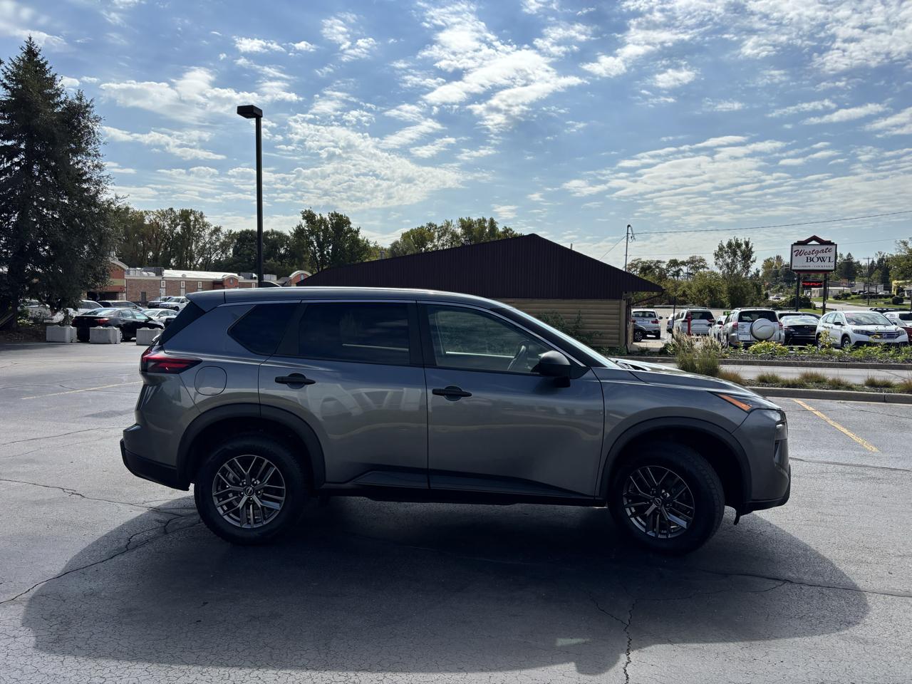 Nissan Rogue photo 10