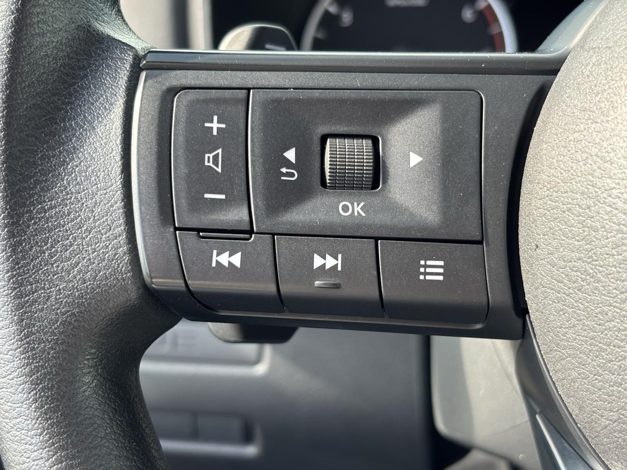 Nissan Rogue photo 20