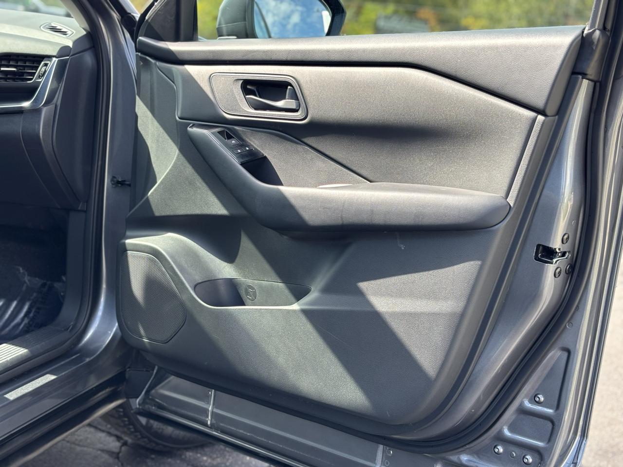 Nissan Rogue photo 41