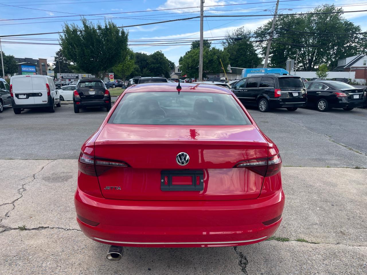 Volkswagen Jetta 1.4T S 8A 2021