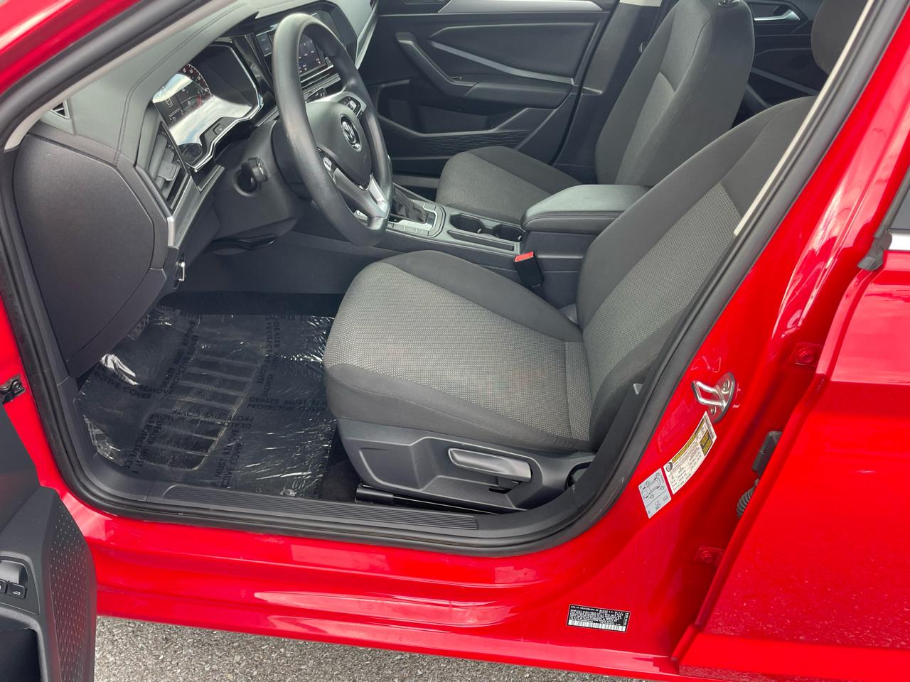 Volkswagen Jetta 1.4T S 8A 2021