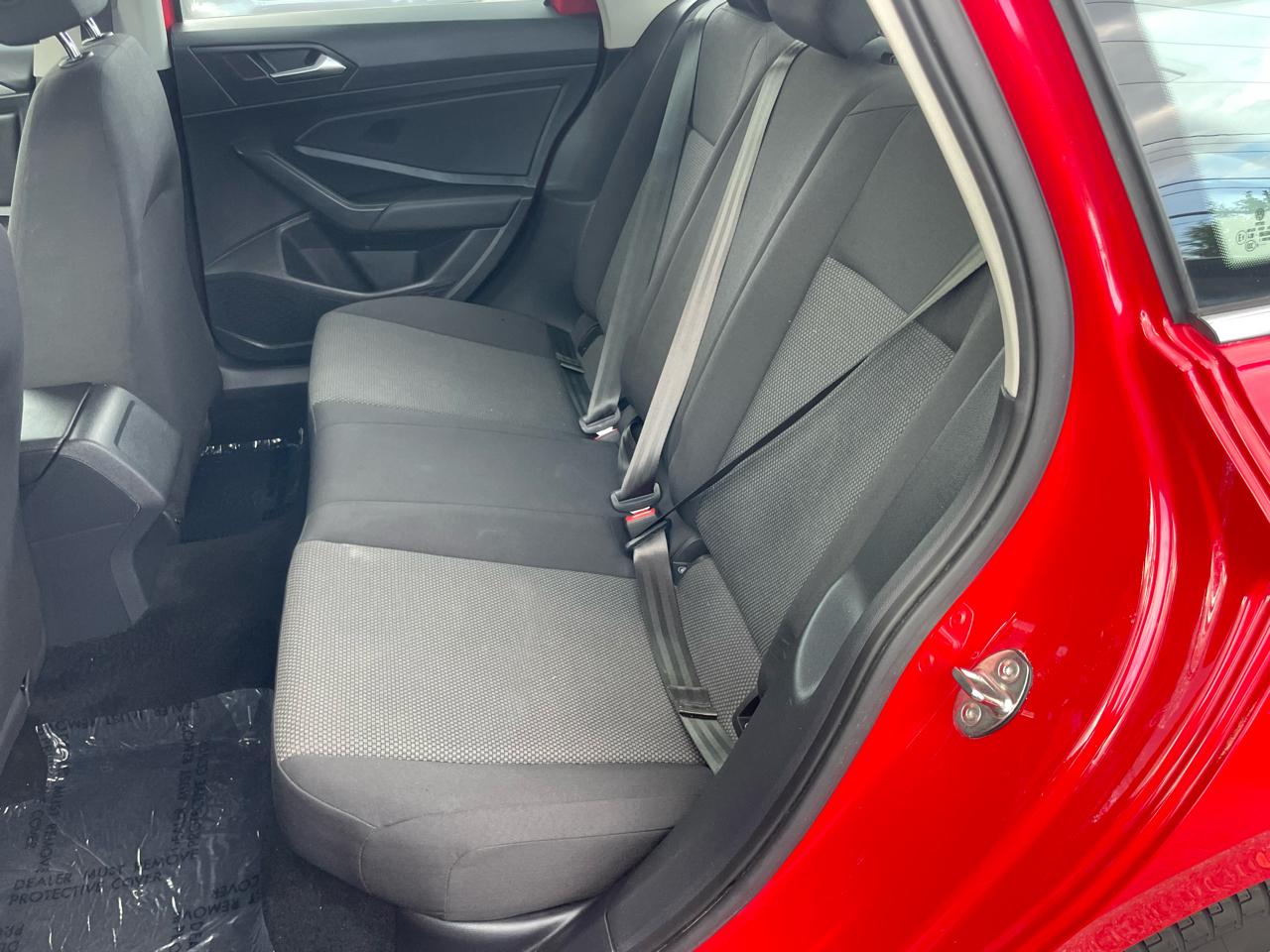 Volkswagen Jetta 1.4T S 8A 2021