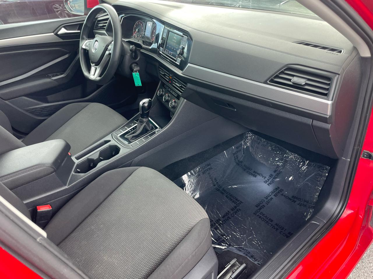 Volkswagen Jetta 1.4T S 8A 2021