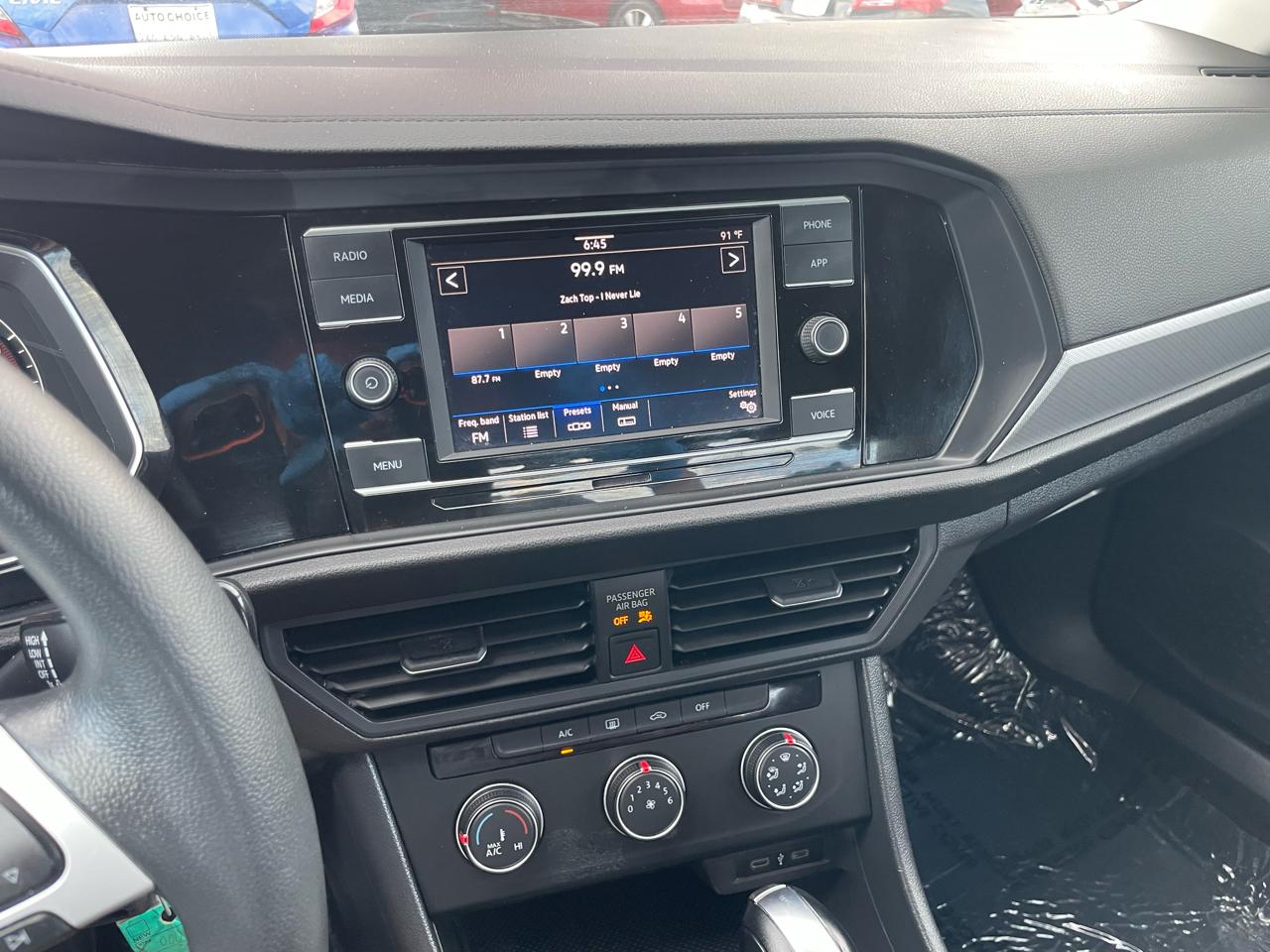 Volkswagen Jetta 1.4T S 8A 2021