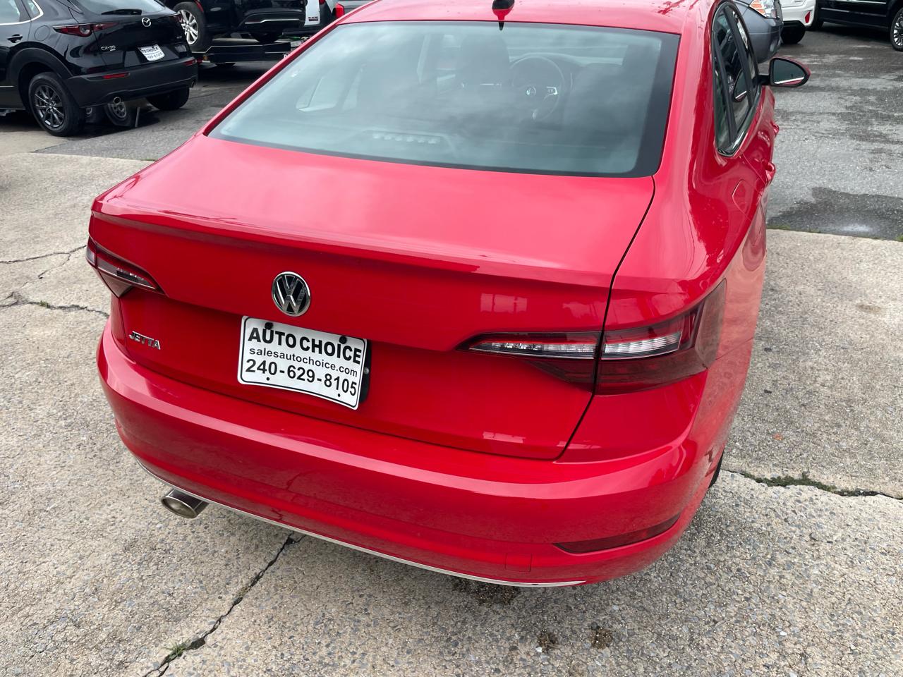 Volkswagen Jetta 1.4T S 8A 2021