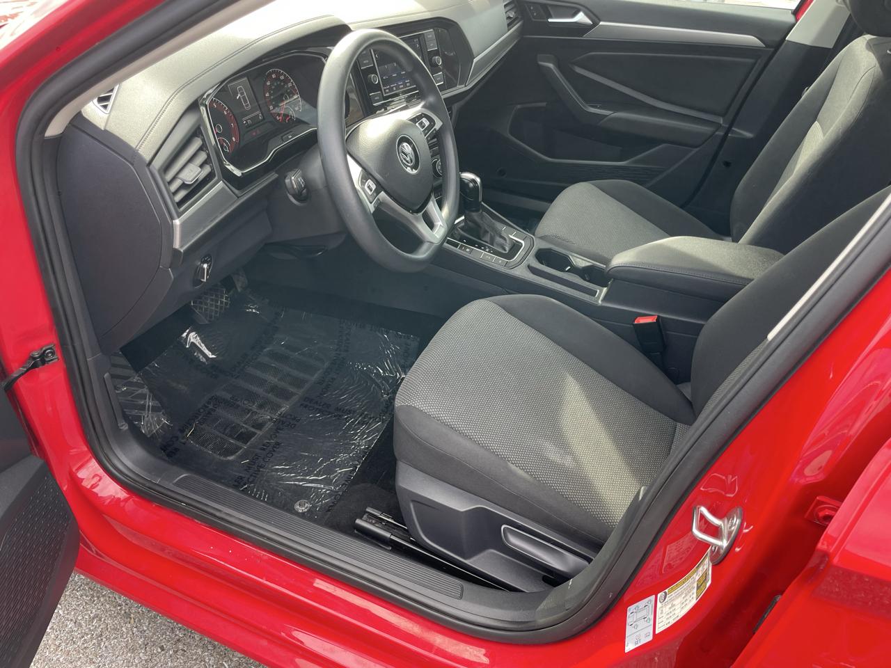 Volkswagen Jetta 1.4T S 8A 2021