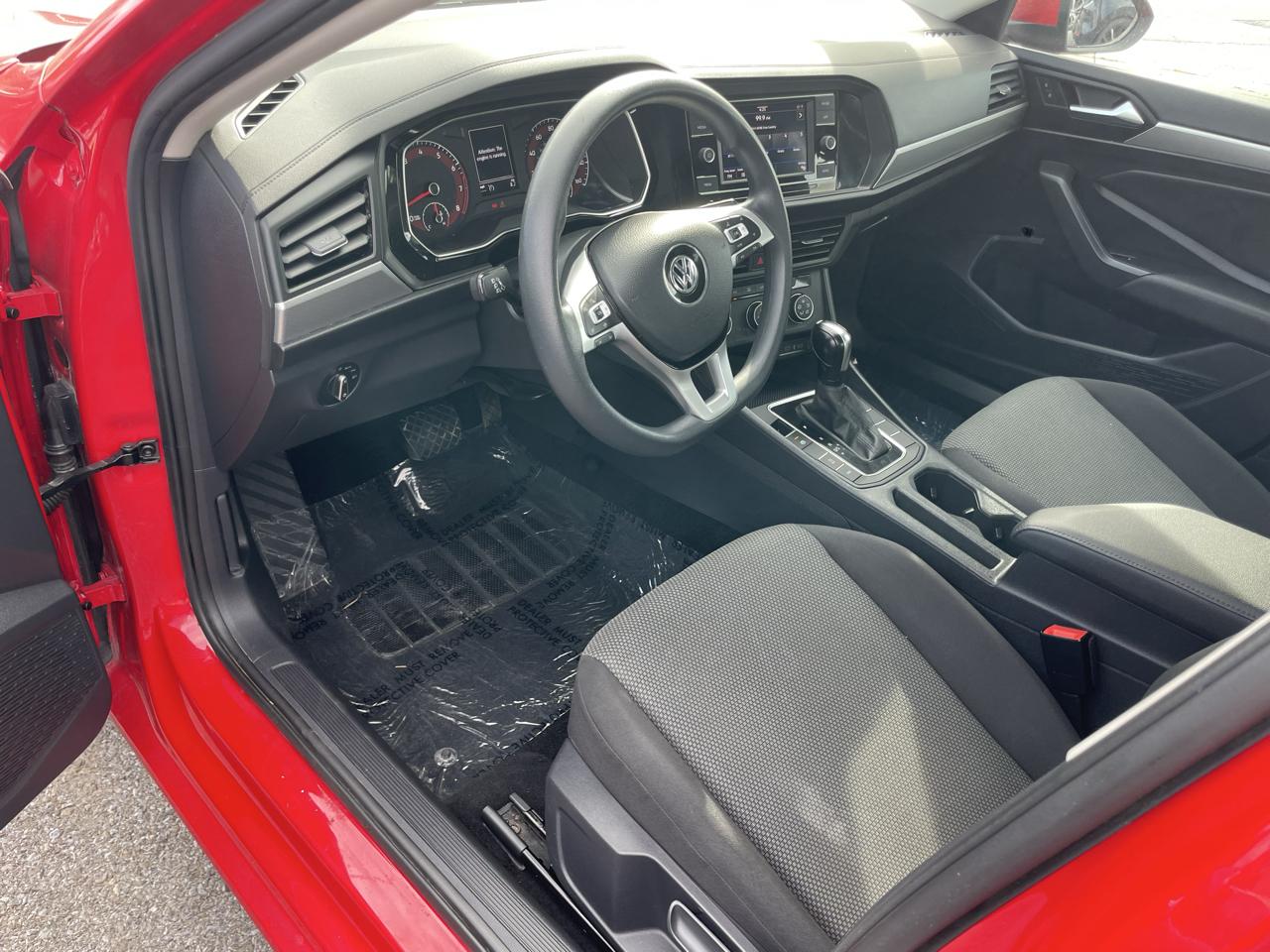 Volkswagen Jetta 1.4T S 8A 2021