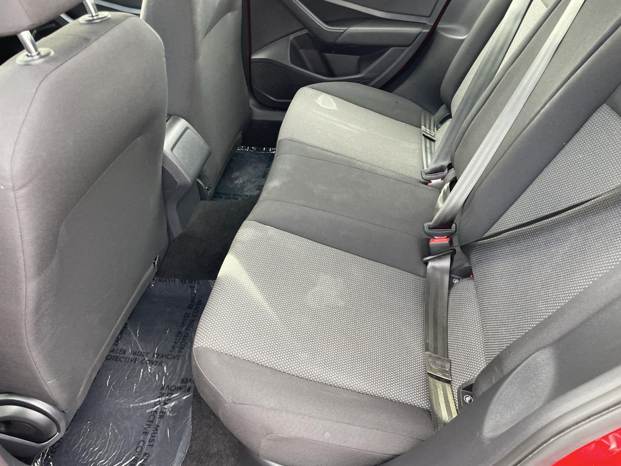 Volkswagen Jetta 1.4T S 8A 2021