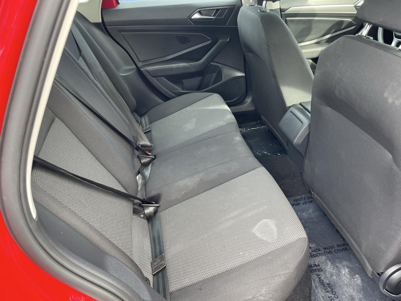 Volkswagen Jetta 1.4T S 8A 2021