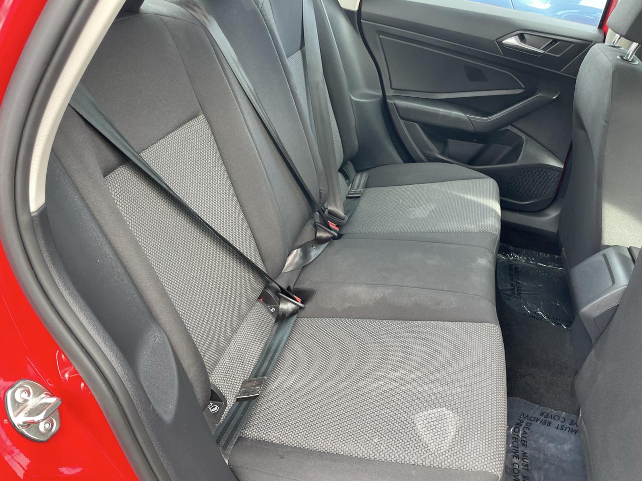 Volkswagen Jetta 1.4T S 8A 2021